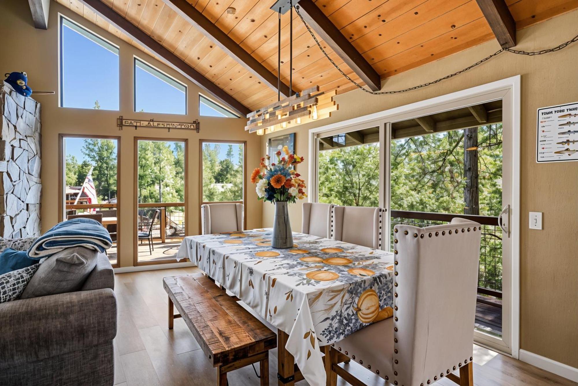 Holiday home Water's Edge - Gorgeous Water Views! Groveland